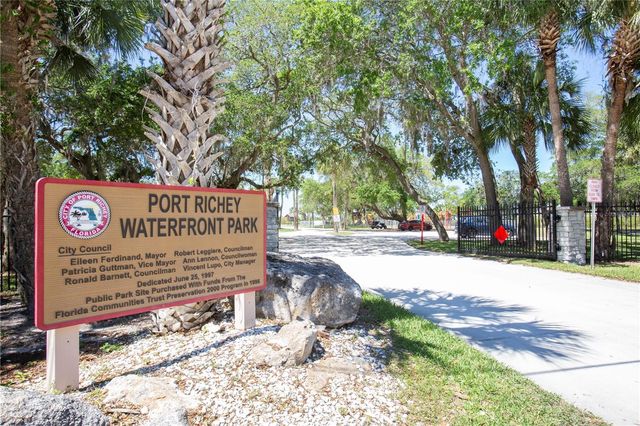 5274 MILLER BAYOU DRIVE, Port Richey, FL 34668