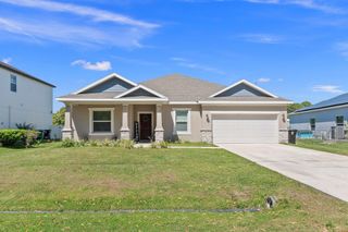 5345 NW Alam Circle, Port St Lucie, FL 34986