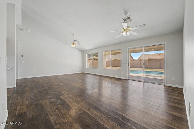 7727 W EUGIE Avenue, Peoria, AZ 85381