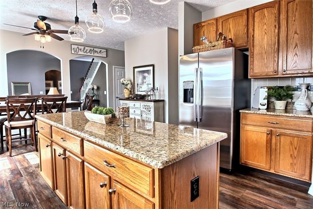 12641 Coopers Run, Strongsville, OH 44149