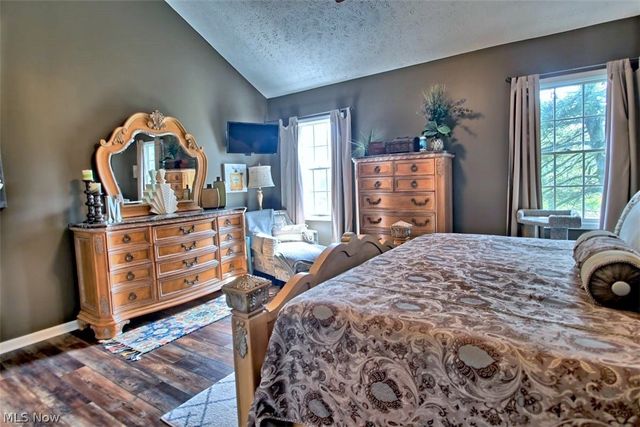 12641 Coopers Run, Strongsville, OH 44149