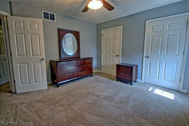 12641 Coopers Run, Strongsville, OH 44149