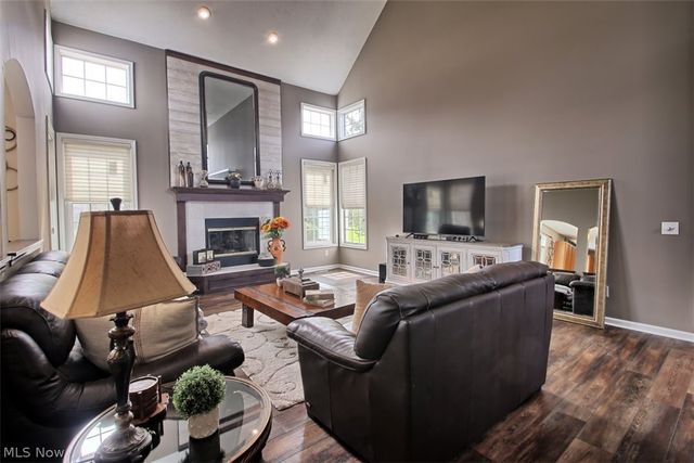 12641 Coopers Run, Strongsville, OH 44149