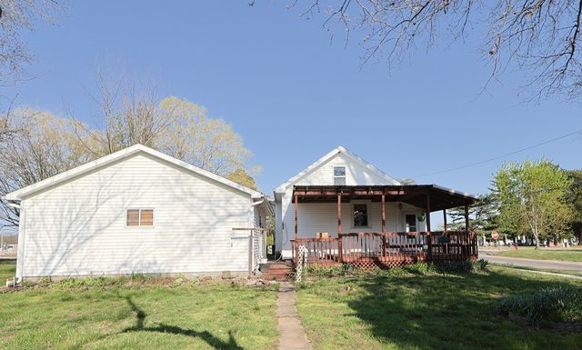 501 N Shelby Avenue, Salem, IL 62881