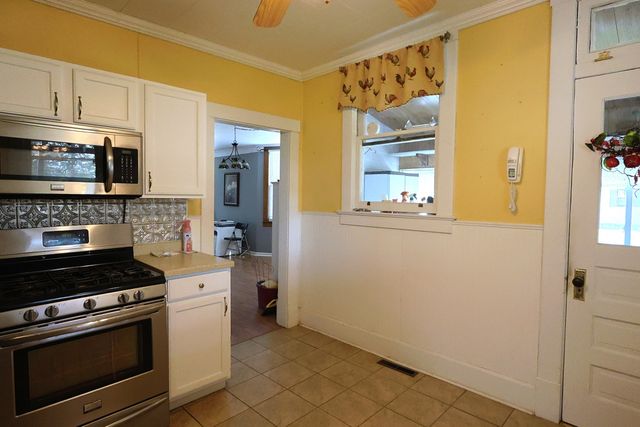 501 N Shelby Avenue, Salem, IL 62881