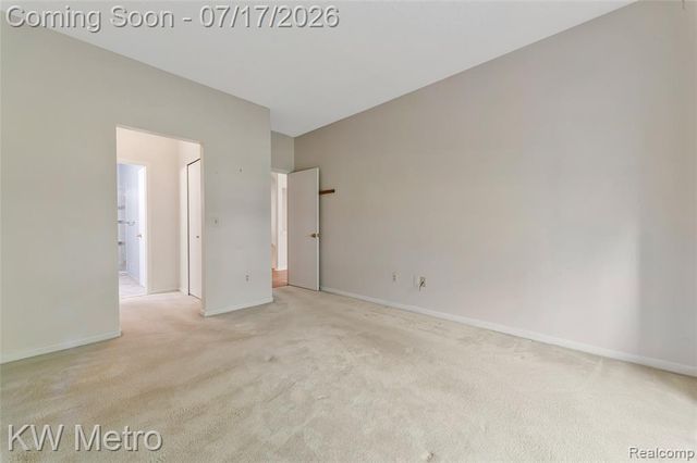 41874 Cantebury Drive, Novi, MI 48377
