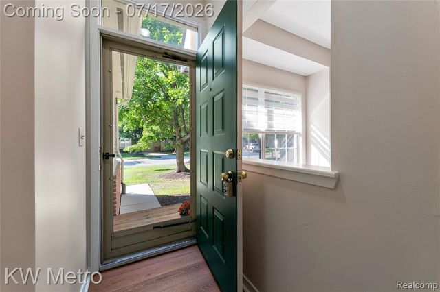 41874 Cantebury Drive, Novi, MI 48377