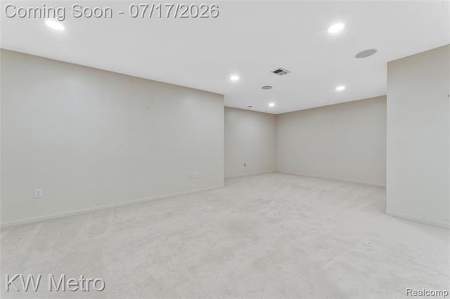 41874 Cantebury Drive, Novi, MI 48377