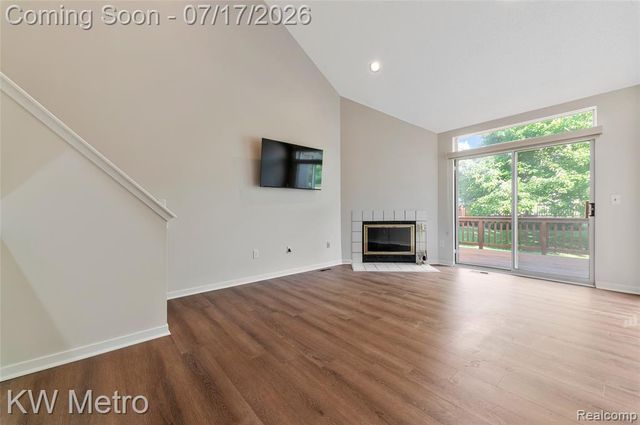 41874 Cantebury Drive, Novi, MI 48377