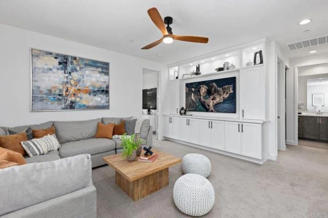 3122 Salina Rd, Carlsbad, CA 92010