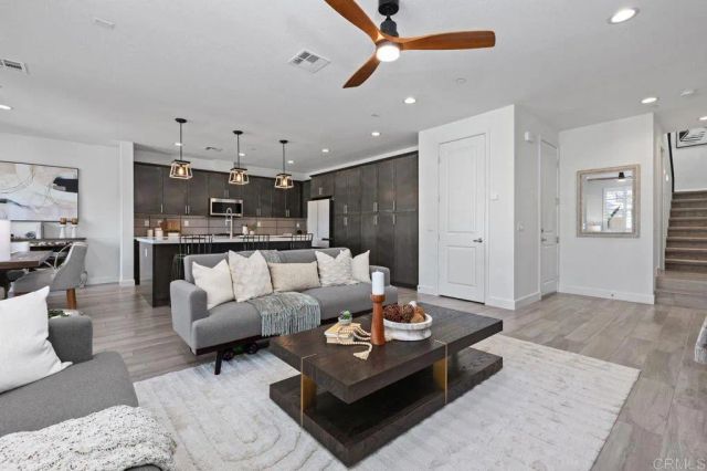 3122 Salina Rd, Carlsbad, CA 92010