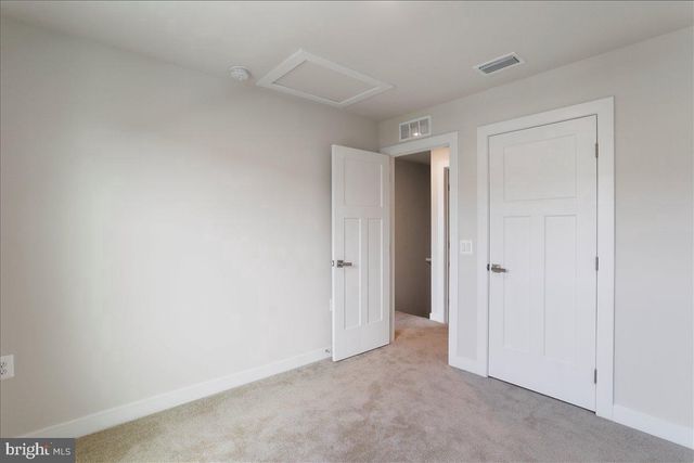 34 BIBURY ST, Martinsburg, WV 25405