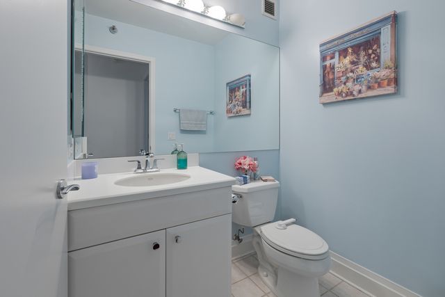 33 W Ontario Street 30H, Chicago, IL 60654