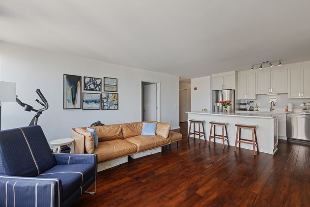 33 W Ontario Street 30H, Chicago, IL 60654