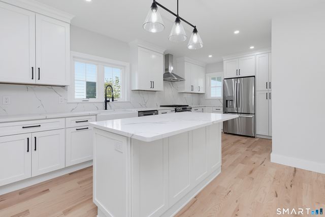 517 Newfield Avenue, Stamford, CT 06905