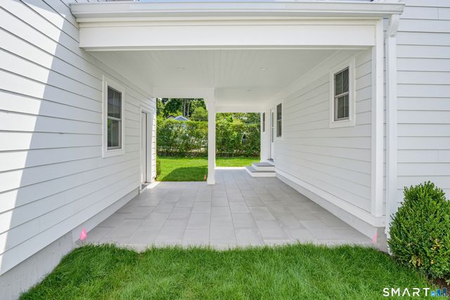 517 Newfield Avenue, Stamford, CT 06905