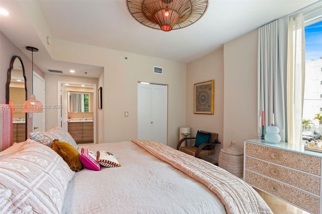 3001 SW 27th Ave 201, Miami, FL 33133