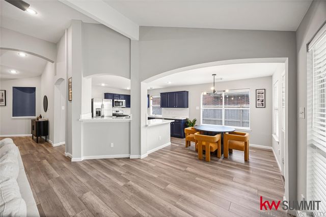 12335 Glenleigh Drive, Houston, TX 77014