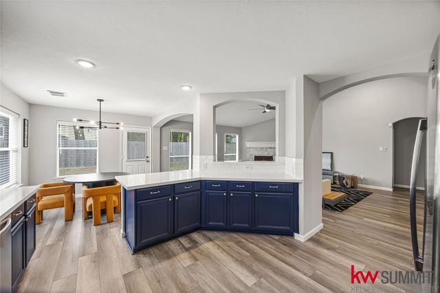 12335 Glenleigh Drive, Houston, TX 77014