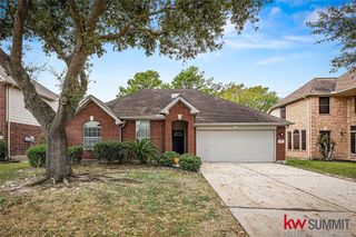 12335 Glenleigh Drive, Houston, TX 77014