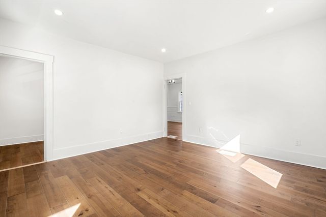 2 Maple St, Shirley, MA 01464