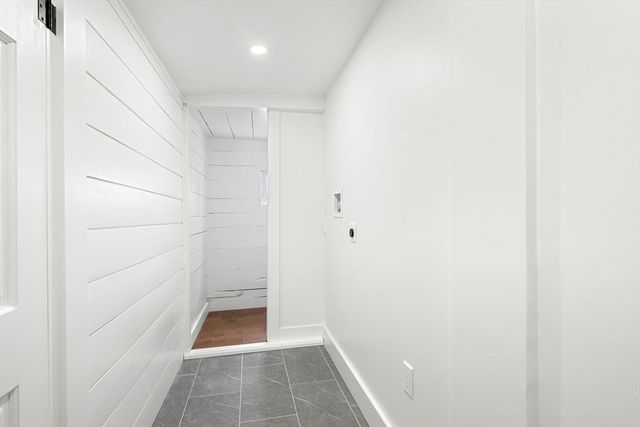 2 Maple St, Shirley, MA 01464