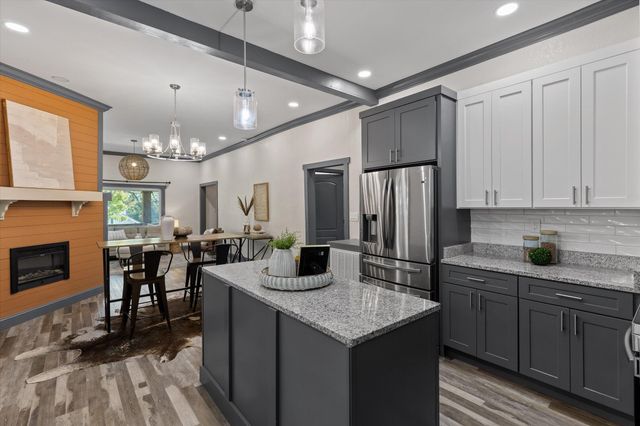 2008 Vine Street, Chattanooga, TN 37404