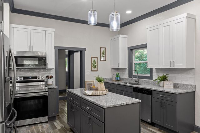 2008 Vine Street, Chattanooga, TN 37404