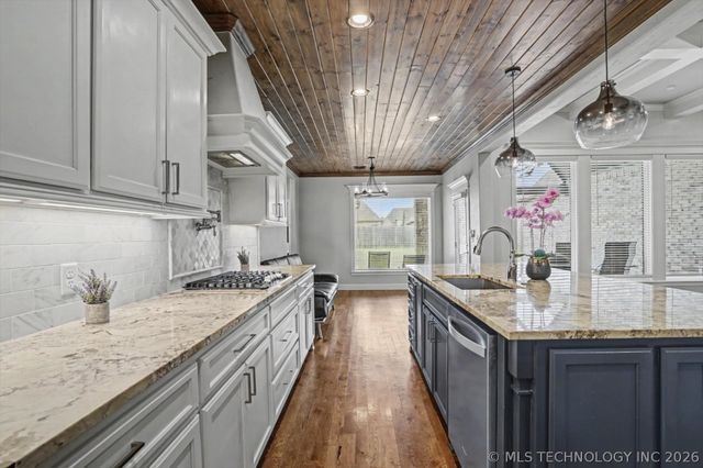 12419 S 102nd East Avenue, Bixby, OK 74008