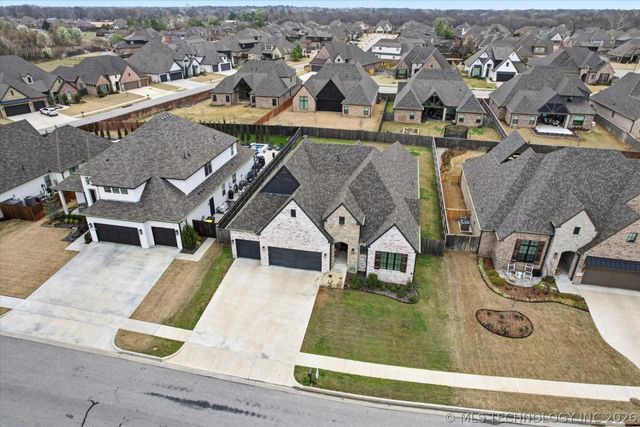 12419 S 102nd East Avenue, Bixby, OK 74008