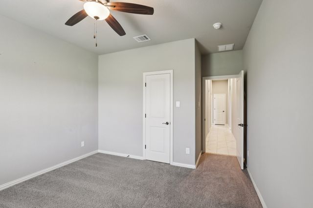 1020 Jesse James Lane, Springtown, TX 76082