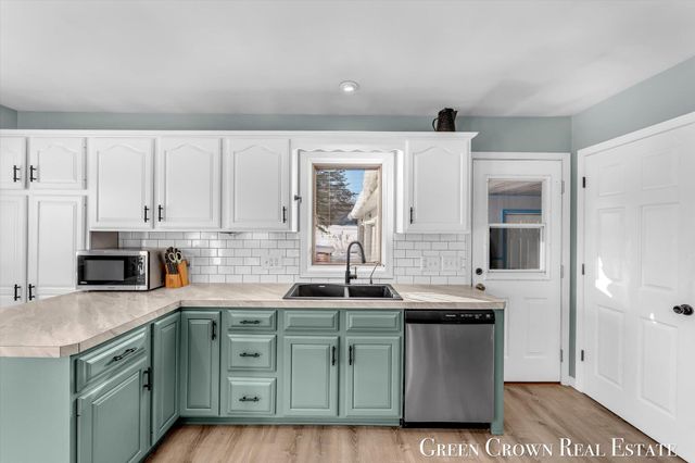 12449 S Catalpa Avenue, Grant Twp-newaygo, MI 49327