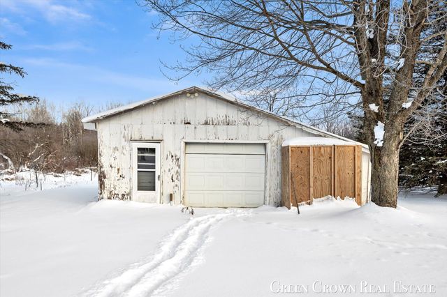 12449 S Catalpa Avenue, Grant Twp-newaygo, MI 49327