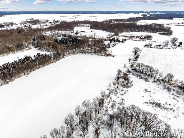 12449 S Catalpa Avenue, Grant Twp-newaygo, MI 49327