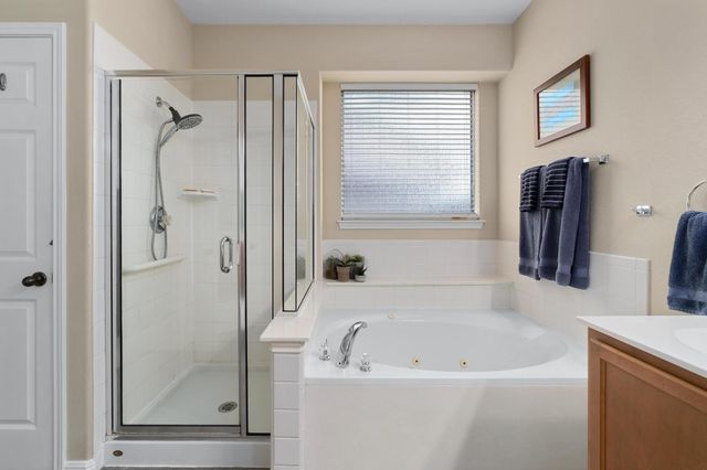 484 Cullen BLVD, Buda, TX 78610