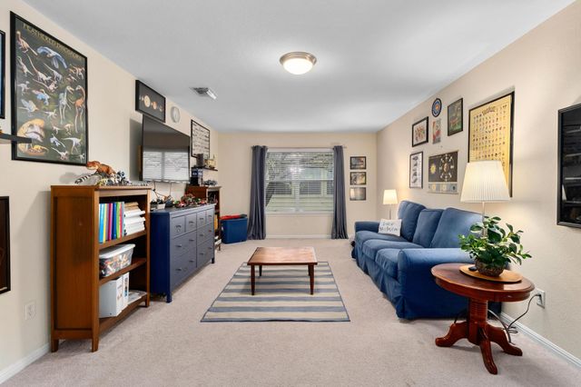 484 Cullen BLVD, Buda, TX 78610