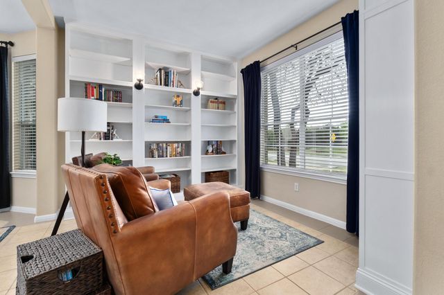 484 Cullen BLVD, Buda, TX 78610