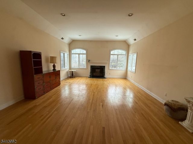 6 Trout Brook Ct, Chester Twp., NJ 07930