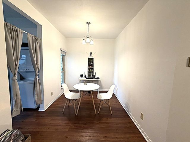 310 Pat Garrison ST 3B, San Marcos, TX 78666