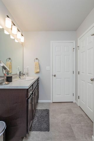 3700 Chinook Drive S, Fargo, ND 58104