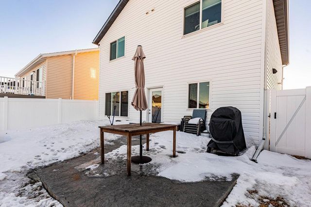 3700 Chinook Drive S, Fargo, ND 58104