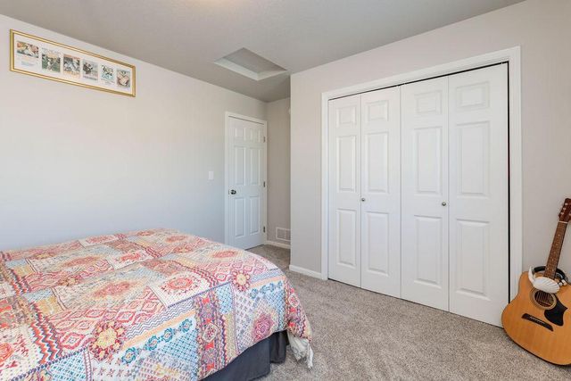 3700 Chinook Drive S, Fargo, ND 58104