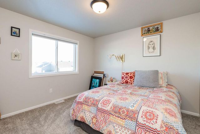 3700 Chinook Drive S, Fargo, ND 58104