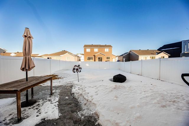 3700 Chinook Drive S, Fargo, ND 58104