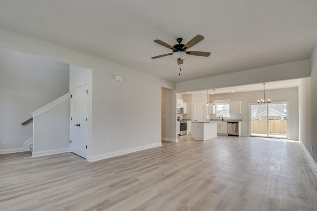 1663 Pine Ridge Dr N, Hephzibah, GA 30815