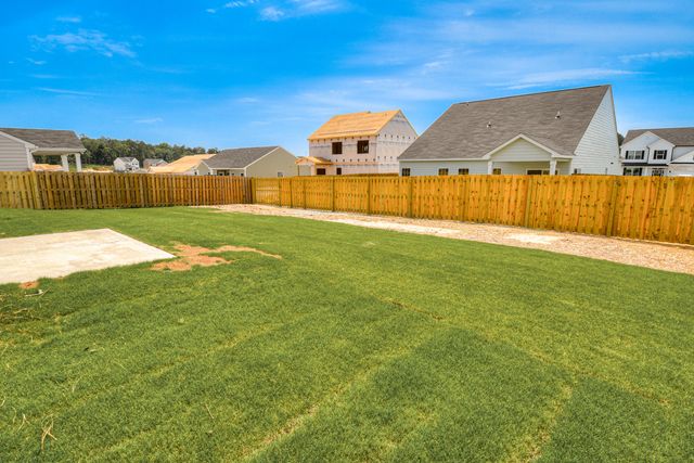 1663 Pine Ridge Dr N, Hephzibah, GA 30815