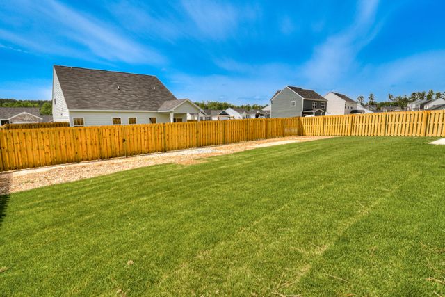 1663 Pine Ridge Dr N, Hephzibah, GA 30815