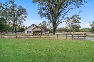 1629 Us Highway 190 A, Huntsville, TX 77340