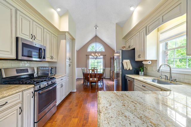 13 Ridge Lake Drive, Manning, SC 29102