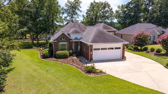 13 Ridge Lake Drive, Manning, SC 29102